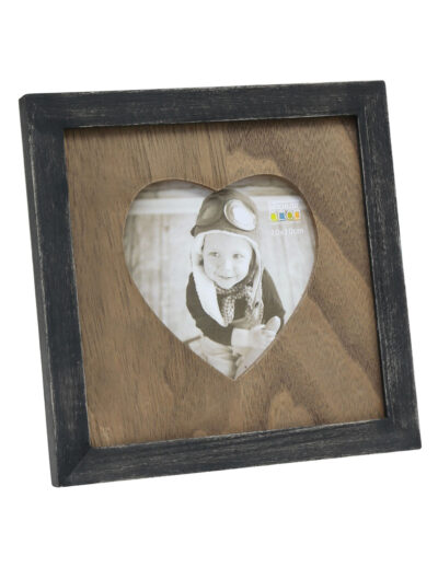 Houten fotolijst in zwart met houten hart passe-partout